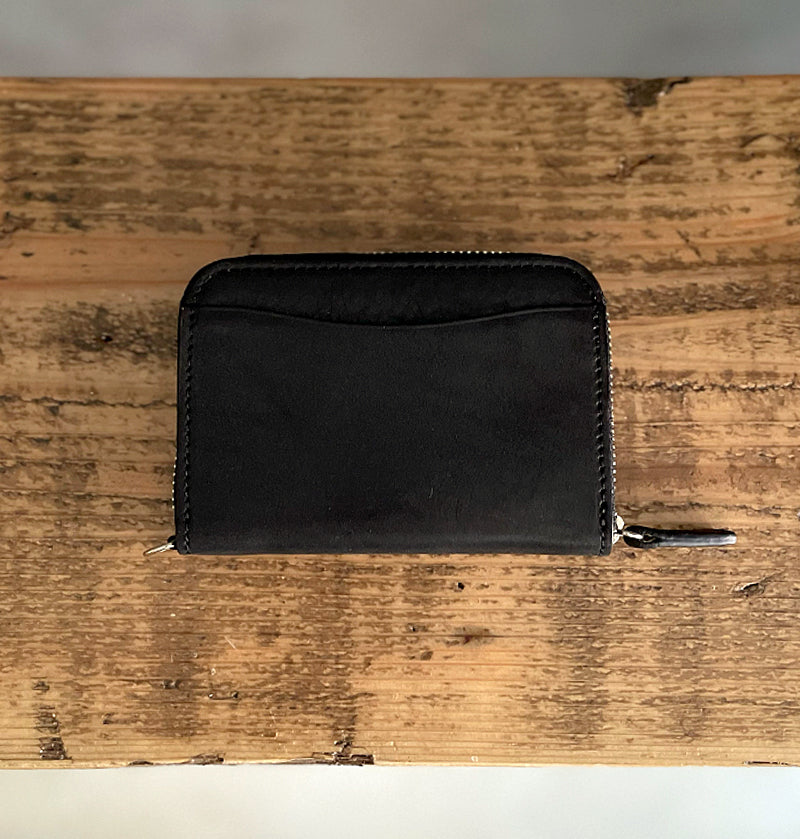 Round Zip Wallet （ベジタブルタンニンレザー）