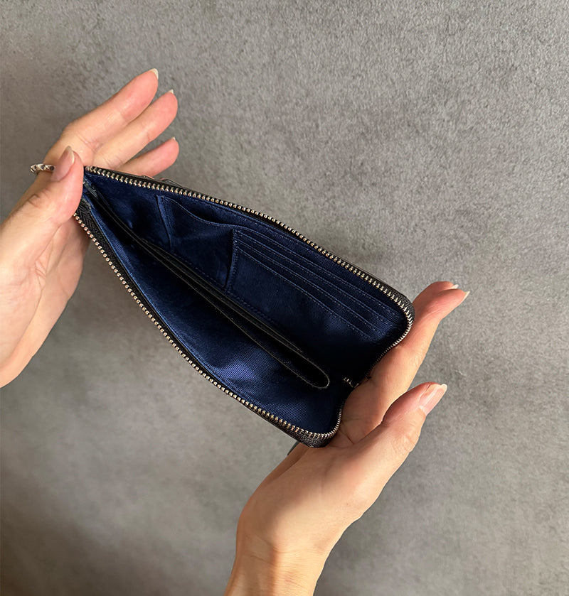 L Zip Wallet | 「霧（Kiri）」夜霧のようなグラデーションのコンパクト長財布