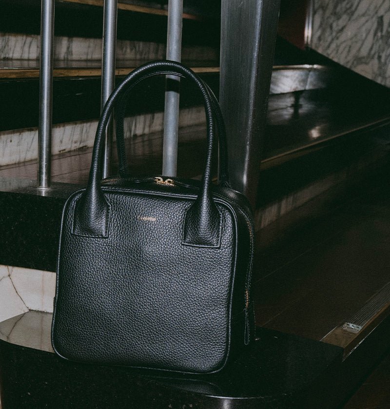 Cubic キュービック型ハンドバッグ（ブラック） - Coquette Online Shop