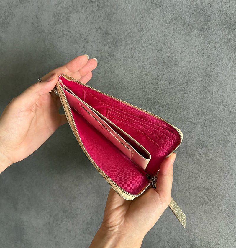 L Zip Wallet | 「眩（Gen）」華やかな輝きを纏ったコンパクト長財布 - Coquette Online Shop