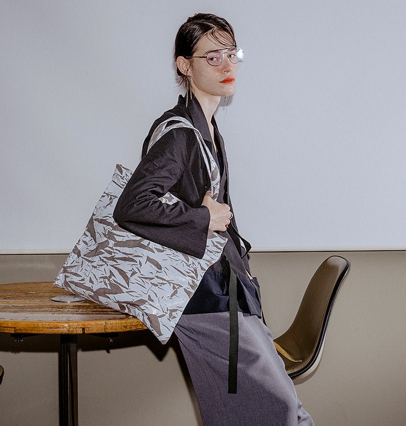 イナズマ.TOTE L ｜ホースレザーの軽量トートバッグ - Coquette Online Shop